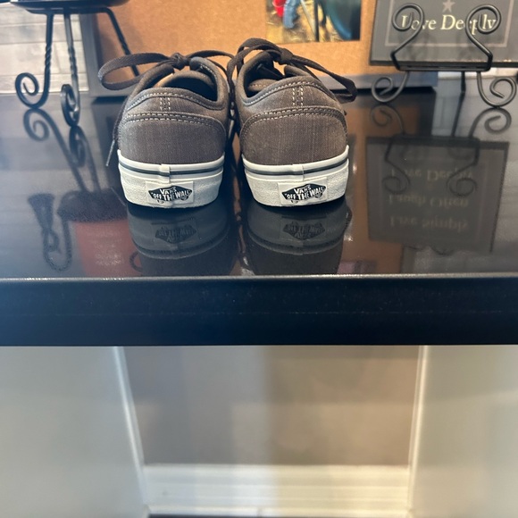 DONATED - Vans shoes - Picture 3 of 7